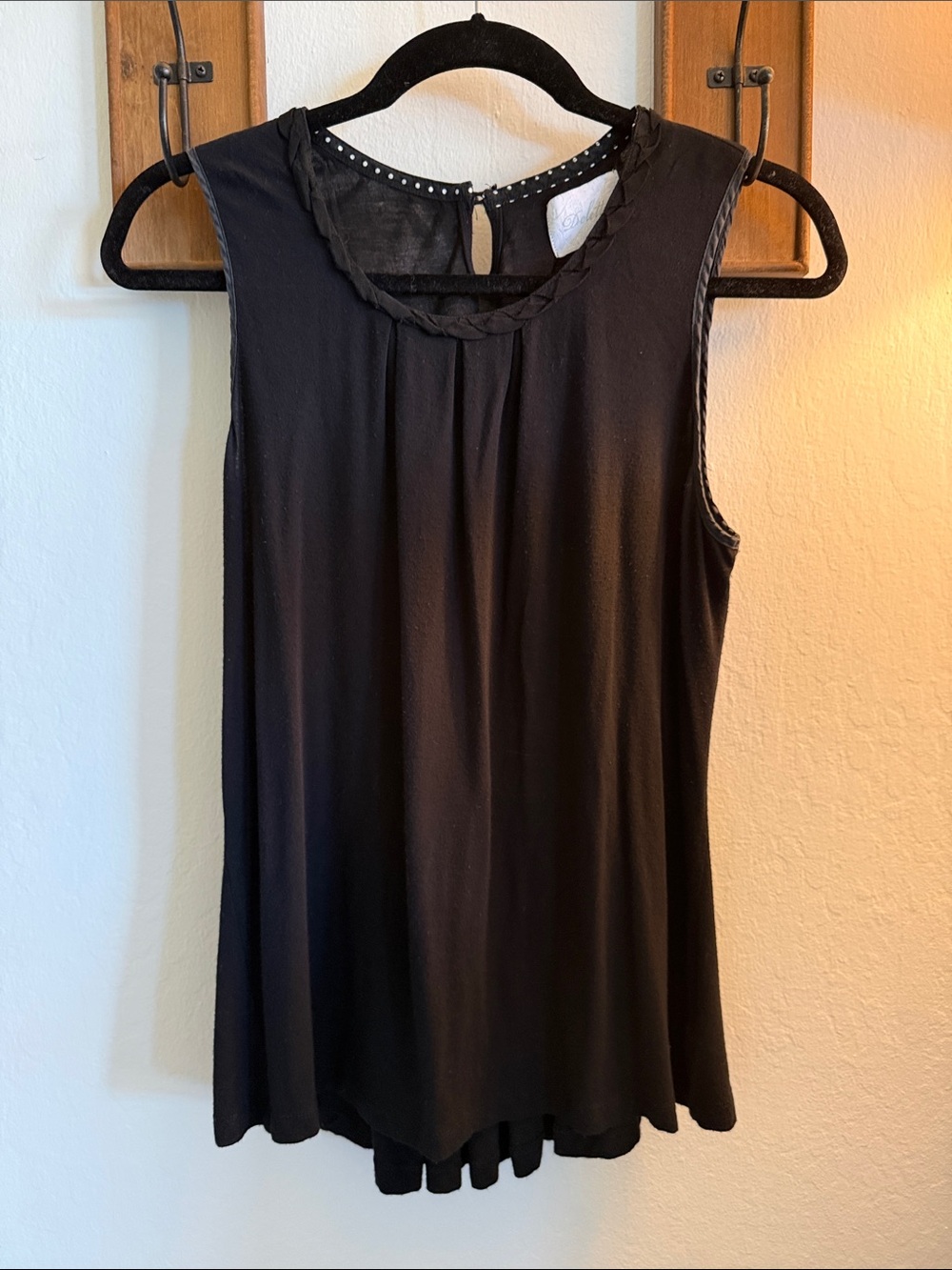 Deletta Black Braided Neckline Sleeveless Camisole